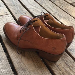 Frye Shoes, Size 9.5B